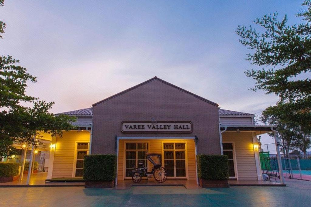 Varee Valley Resort And Restaurant 콘캔 외부 사진